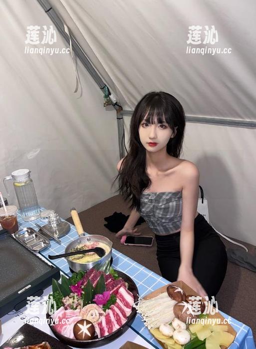 探索Myung Ah丝袜的魅力：精彩cos图册带你领略不一样的风情